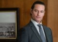 O ator indicado ao Oscar se junta a Josh Holloway no filme de ficção científica