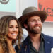 O cantor country de Nashville, Drake White, e a esposa lamentam a morte de filha infantil: 'Estamos com o coração partido'
