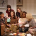 O ex -aluno 'SNL' sugere que o membro popular do elenco Heidi Gardner foi convidado a partir para a temporada 51