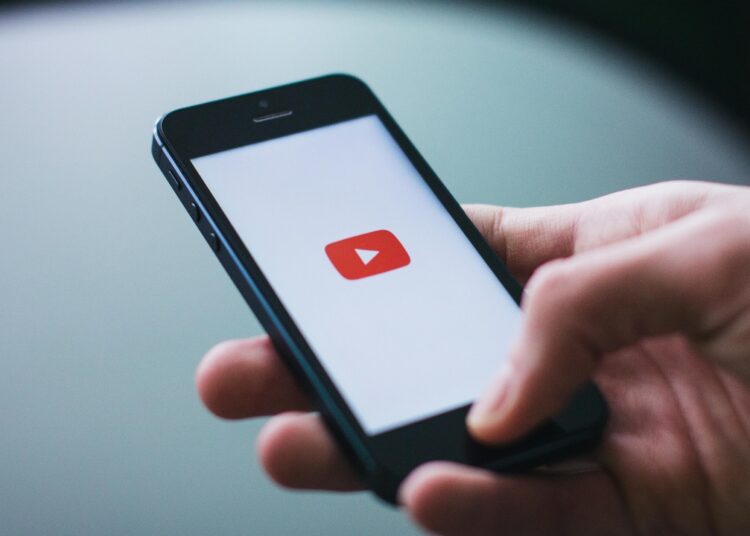 O futuro do entretenimento: como os criadores e o YouTube estão revolucionando Hollywood - Mia