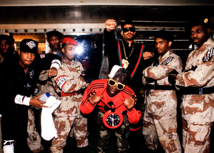 O icônico S1WS do Public Enemy finalmente se abre
