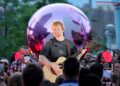 O novo álbum de Ed Sheeran Sparks Ai Controvérsia, os críticos reivindicam músicas somente 'Automated' e falta seu toque pessoal habitual