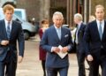 O príncipe Harry acusou de dirigir entre o rei Charles, o príncipe William
