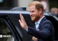 O príncipe Harry sugere que a intenção de sabotar as pessoas na reconciliação do rei