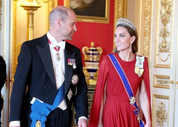 O relacionamento do príncipe William e Kate em comparação com o casal icônico - Royals - Notícias