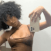 O visual de reminiscência de Bodysuit de Tyla merece uma segunda olhada