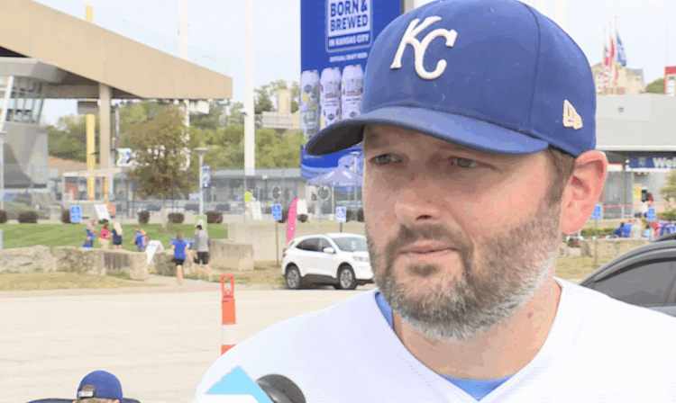 Os fãs do Royals absorvem o último pedaço de beisebol no jogo final de 2025