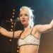 Os fãs reagem a Iggy Azalea usando vestido de malha ousado: 'linda rainha'