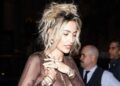 Os fãs reagem ao topo de Paris Jackson: 'Parece Madonna'