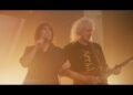 Os struts e Brian podem iluminar uma nova era com 'poderia ter sido eu' reimaginada