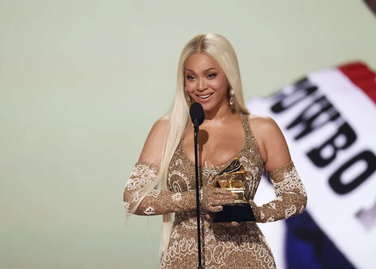 Os ternos de aniversário de Beyoncé pertencem a um museu