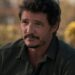 Pedro Pascal suporta Jimmy Kimmel enquanto usa camiseta de 'conteúdo adulto'