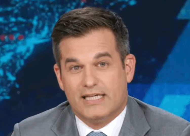 Pontos 'Daily Show' da maneira que os americanos podem responder ao tiroteio de Kirk
