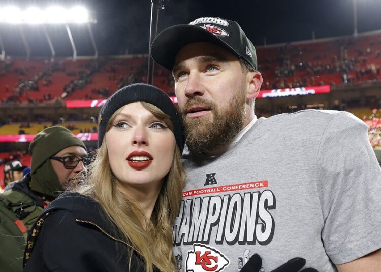 Por que Taylor Swift não compareceu