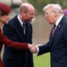 Por que o príncipe William e Kate Middleton foram os primeiros Royals a cumprimentar Donald e Melania Trump durante a visita do estado