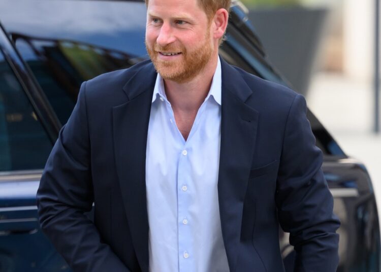 Príncipe Harry, Meghan Markle não enviando Archie para Eton