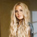 Rachel Zoe Sinais com CAA