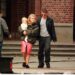 Reese Witherspoon compartilha desafios como uma jovem mãe em Hollywood
