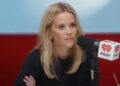 Reese Witherspoon diz que David Fincher deu a ela um 'ego -cheque'