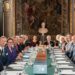 Rei Carl Gustaf, Crown Princess hospeda a reunião de alto perfil no Royal Palace