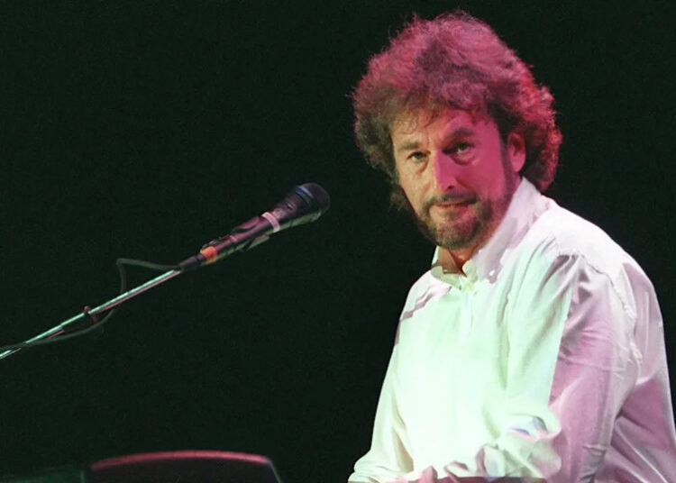 Rick Davies, co-fundador da Supertramp, morto aos 81 anos
