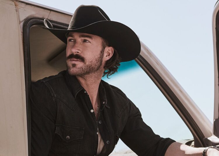 Riley Green Plots 2026 'Cowboy na TI' Arena Tour: Lista de datas