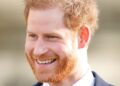 Royal Family Live: Príncipe Harry retorna ao Reino Unido para cerimônia de premiação