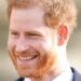 Royal Family Live: Príncipe Harry retorna ao Reino Unido para cerimônia de premiação
