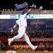 Arquivo - Alex Gordon, do Kansas City Royals, reage depois de acertar um home run durante o nono turno ...