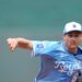 Kansas City Royals Seth Seth Lugo joga durante o primeiro turno de uma bola de beisebol ...