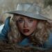 Sabrina Carpenter compartilha um novo final alternativo para 'lágrimas'