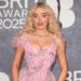 Sabrina Carpenter sugere o novo álbum alimentado por Barry Keoghan Split - Music News