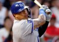 Salvador Perez faz mais história, o velho amigo interpreta herói, MLB the Show