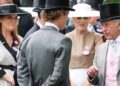 Sarah Ferguson 'prepara' para despedida emocional da família real, britânicos