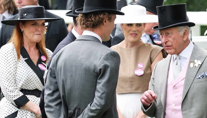 Sarah Ferguson 'prepara' para despedida emocional da família real, britânicos