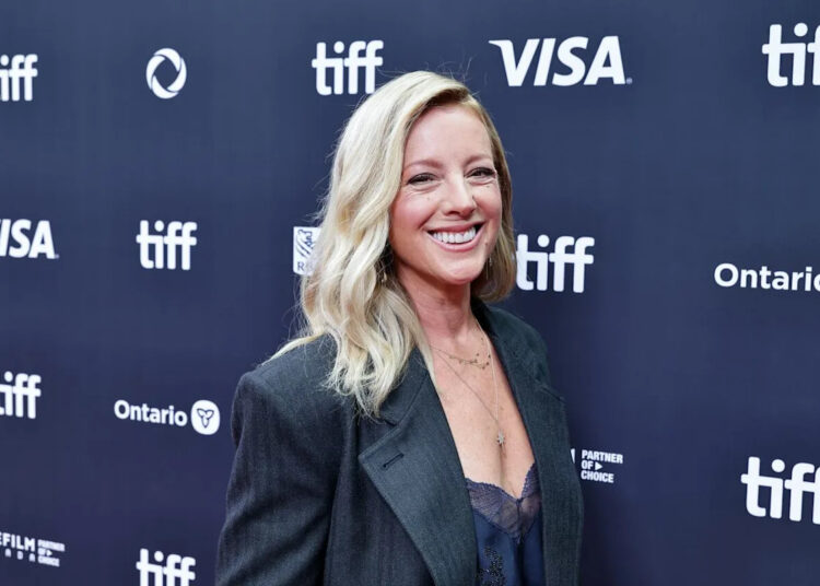 Sarah McLachlan cita 'Muzzling' da liberdade de expressão enquanto ela cancela a performance na estreia do cinema