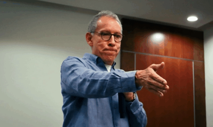 'Ser uma celebridade mata você': Marco Barrientos exige o final da cultura tóxica de celebridades na igreja em Coicom 2025