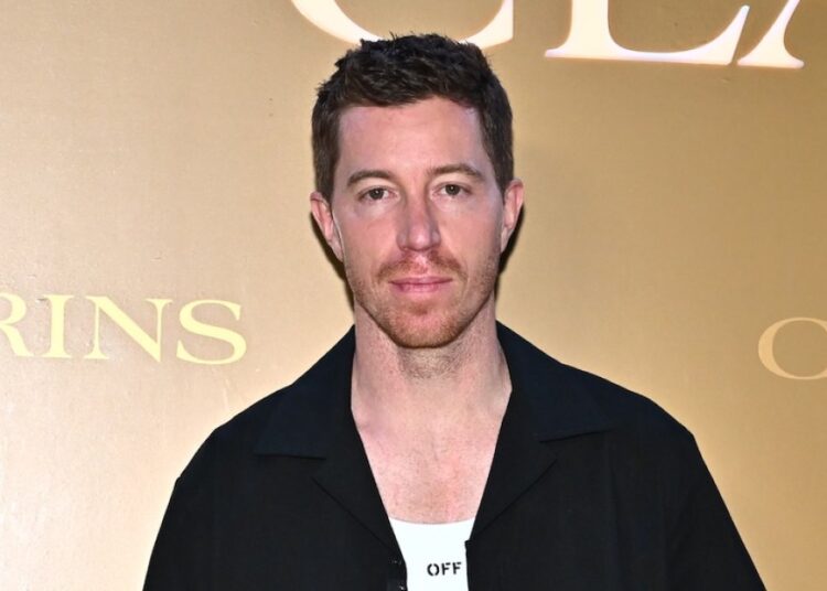 Shaun White viaja para Pequim após a divisão de Nina, limita os comentários do IG