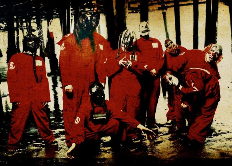 Slipknot lançar novo videoclipe para 'tesoura'