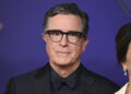 Stephen Colbert Slams "Censura flagrante" após a suspensão de Jimmy Kimmel