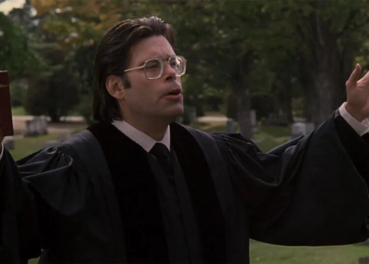 Stephen King explica por que ele não está preocupado em ser substituído pela IA (ainda) e, naturalmente, usa um romance clássico para fazer seu ponto