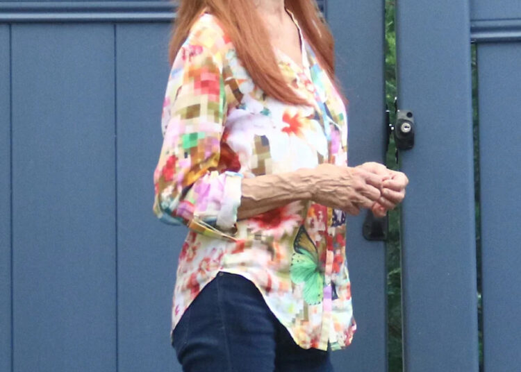 Swoosie Kurtz mostra o brilho jovem em raro la -avisting aos 81