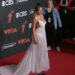 Tate McRae parece uma noiva muito quente em um vestido branco completamente transparente no VMAS