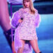Taylor Swift anuncia 'um olhar por trás da cortina' para lançar com 'The Life of a Showgirl'