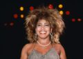 Tina Turner homenageada com estátua na zona rural do Tennessee