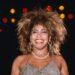 Tina Turner homenageada com estátua na zona rural do Tennessee