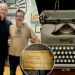 Tom Hanks mantém a promessa de 2 anos, envia a máquina de escrever alemão vintage para o pequeno empresário do Oregon