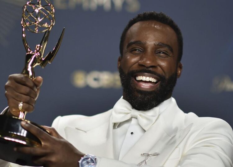 Tramell Tillman faz história do Emmys com sua 'indenização'. Notícias de celebridades