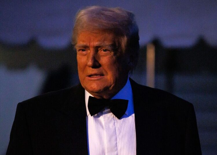 Trump revela quanto dinheiro está em seu bolso no Fox News - Celebrity News - entretenimento