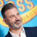 Trump zomba de Jimmy Kimmel depois que o apresentador de TV é chocantemente caído